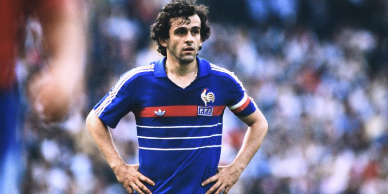 Top 10 cầu thủ mang áo số 10 - Michel Platini